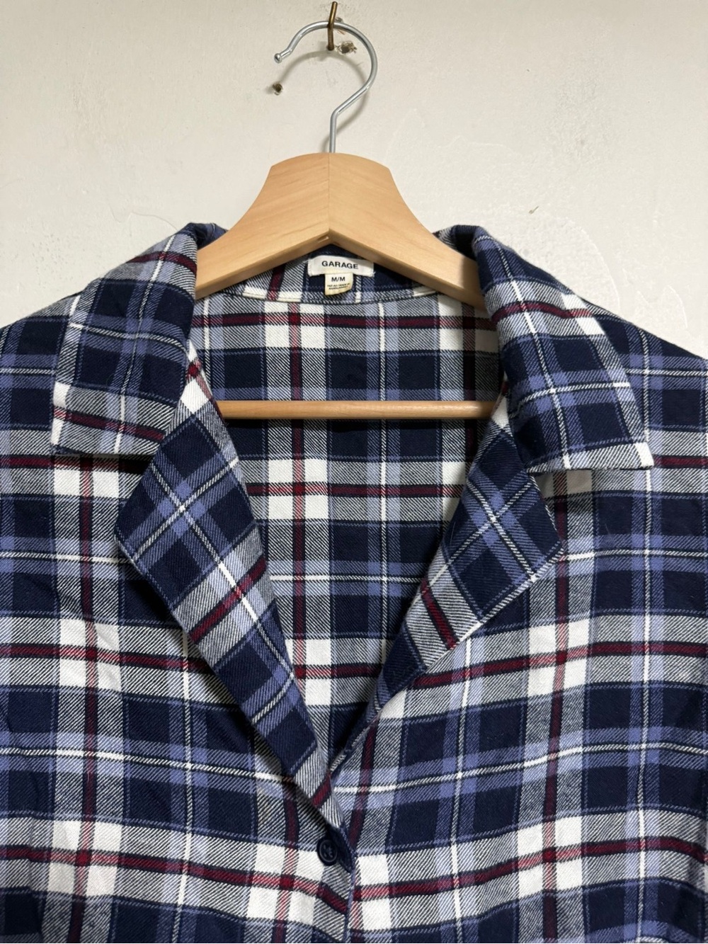 Garage Plaid Cropped Button-Up Shirt | Navy Blue Burgundy | Medium - Picture 10 of 10